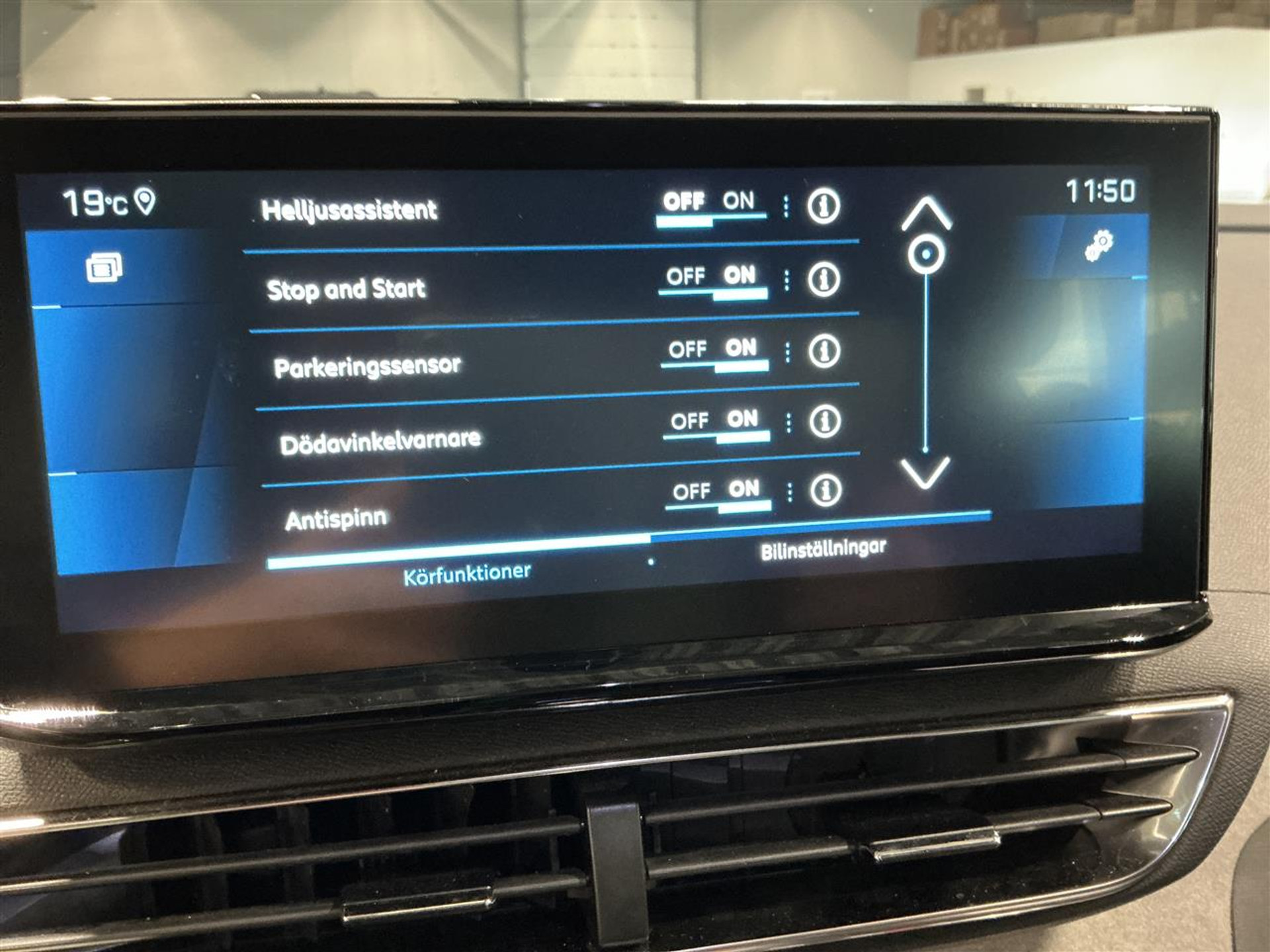 Peugeot 3008 1.2 PureTech GT AUT Navi Camera ACC Electrische klep 48193972-10.jpg | Dealer Car Trade B.V.