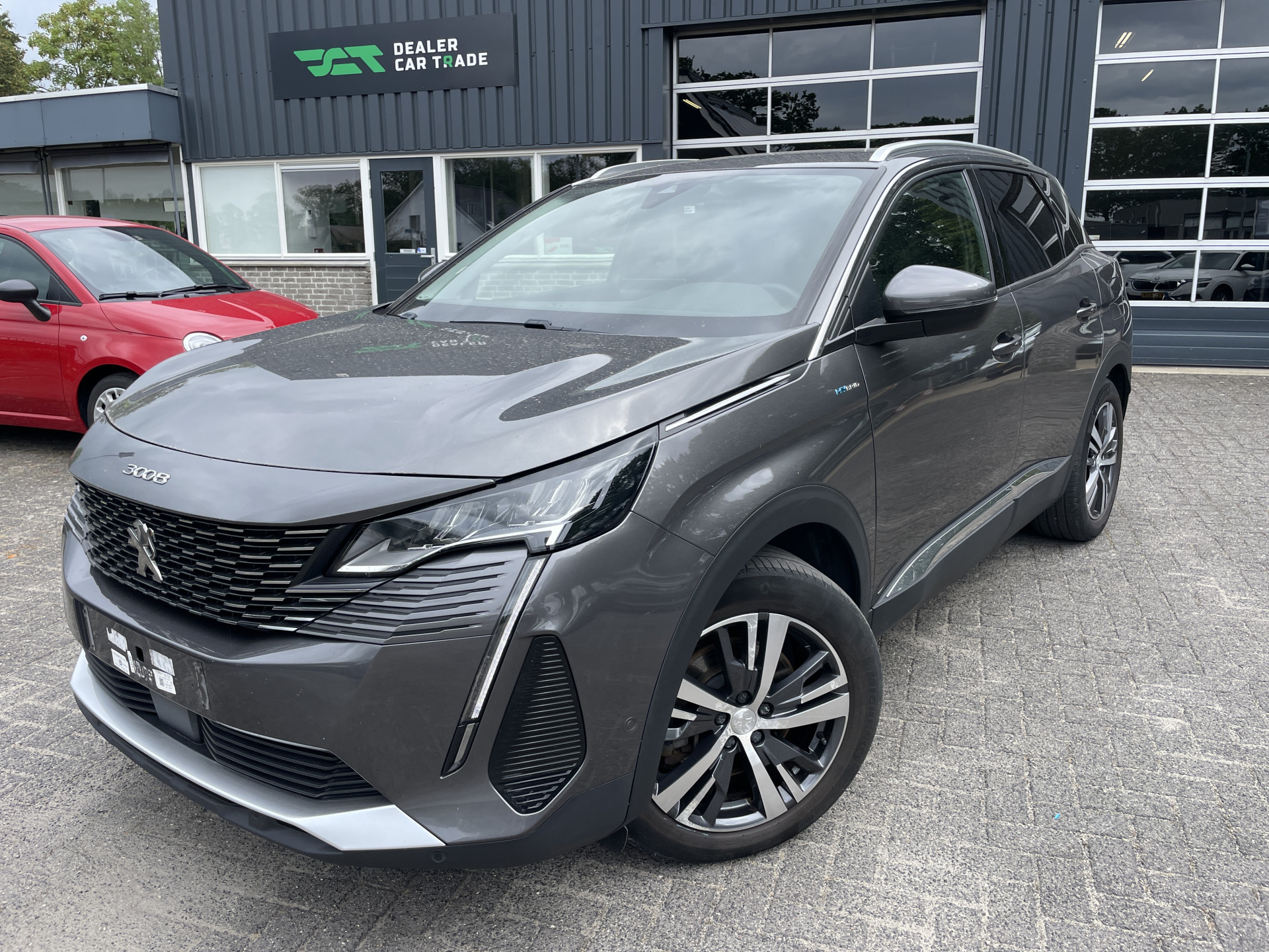Peugeot 3008 1.6 PHEV 225 pk Allure Pack Led Navi AppConnect Camera Winterpakket Elec.klep Trekhaak 51271601-0.jpg | Dealer Car Trade B.V.