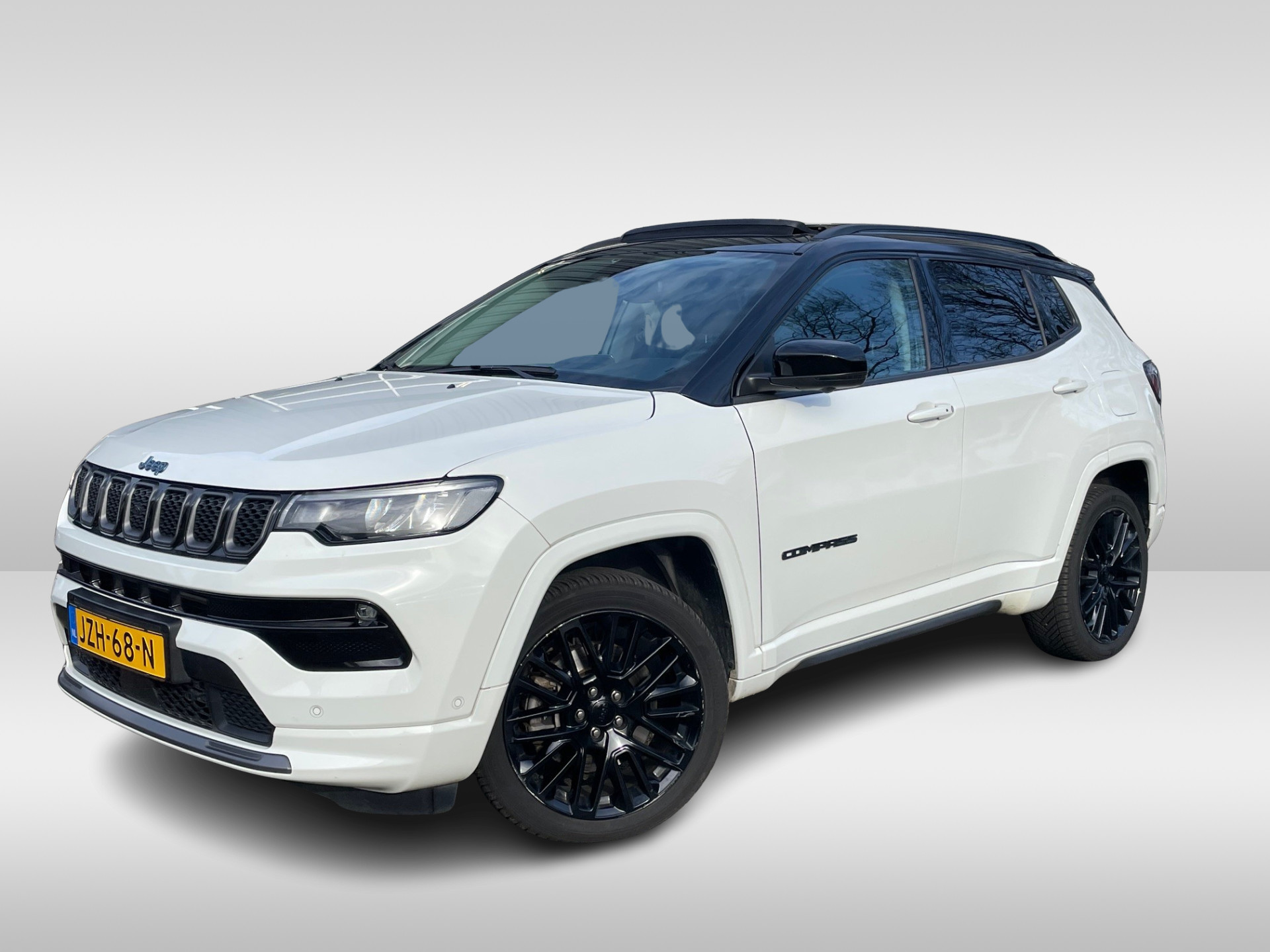 Jeep Compass 4xe 240 Plug-in Hybrid Electric S Led Leder Panorama Stoelverwarming 360 Camera ACC 51559388-0.jpg | Dealer Car Trade B.V.