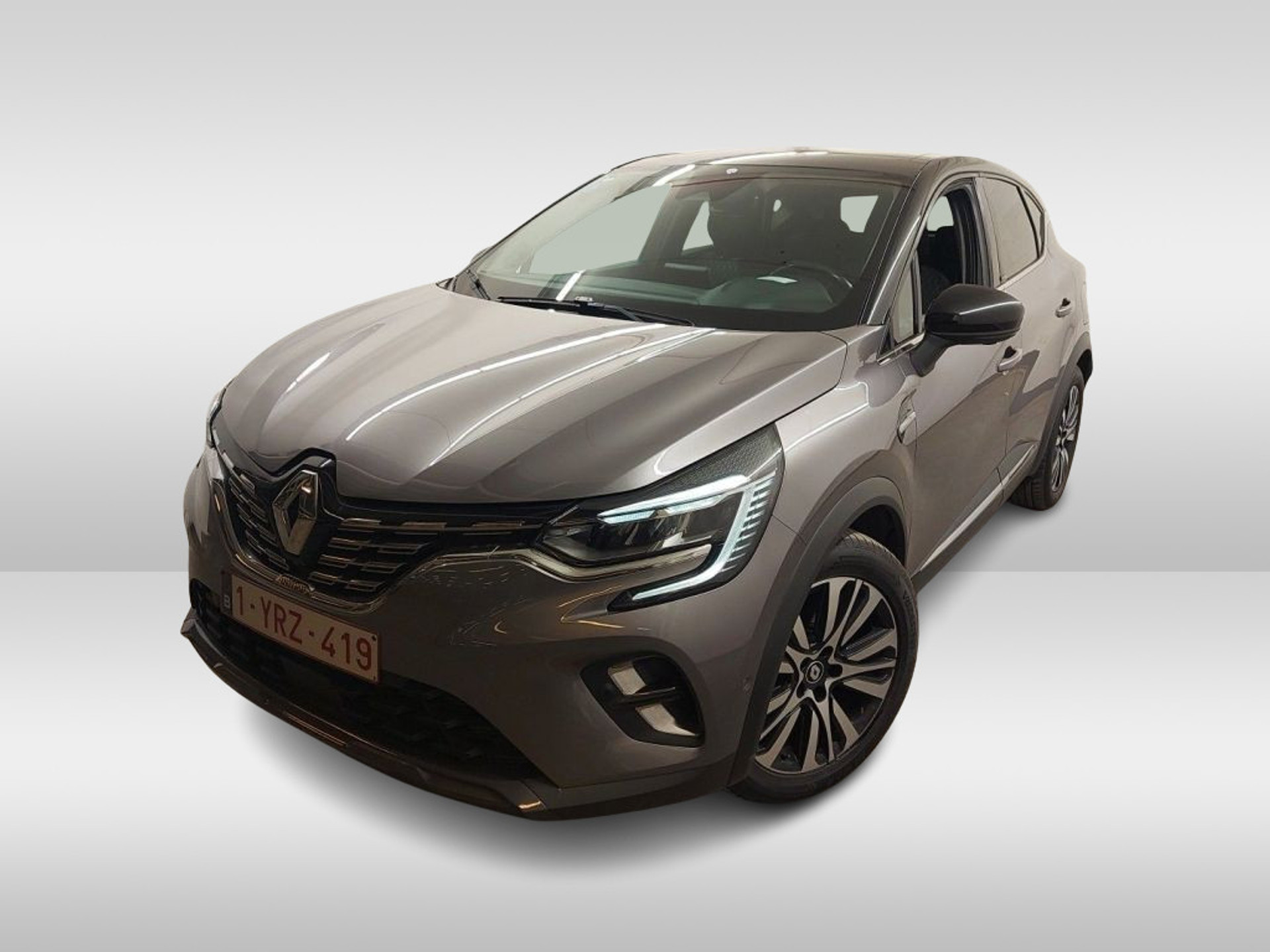 Renault Captur 1.6 E-Tech PHEV Initiale Paris Leder Panorama 52300377-0.jpg | Dealer Car Trade B.V.