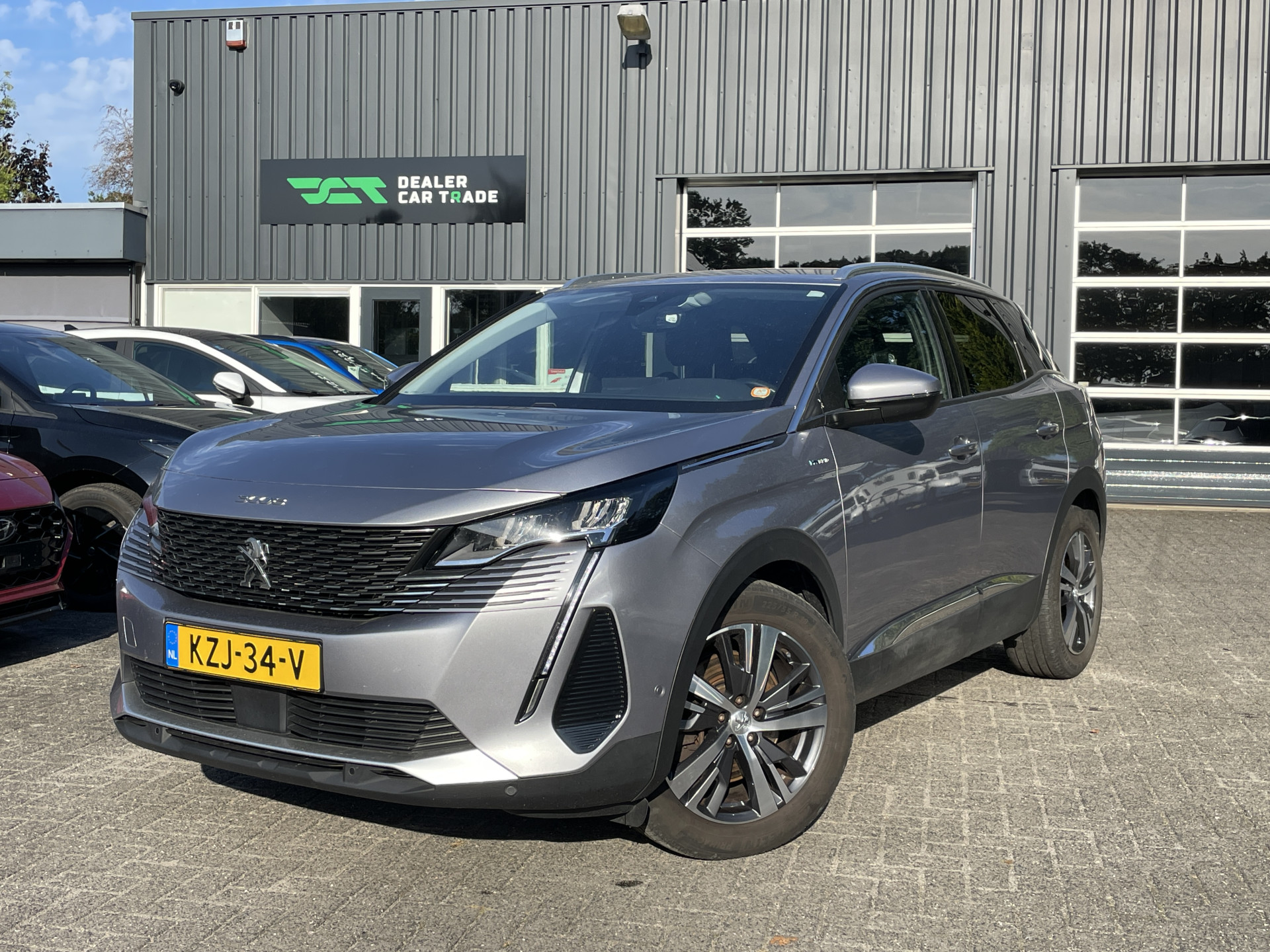 Peugeot 3008 1.6 HYbrid 225 Allure Pack Led Climate AppConnect Navi Camera Winterpakket 56576365-0.jpg | Dealer Car Trade B.V.