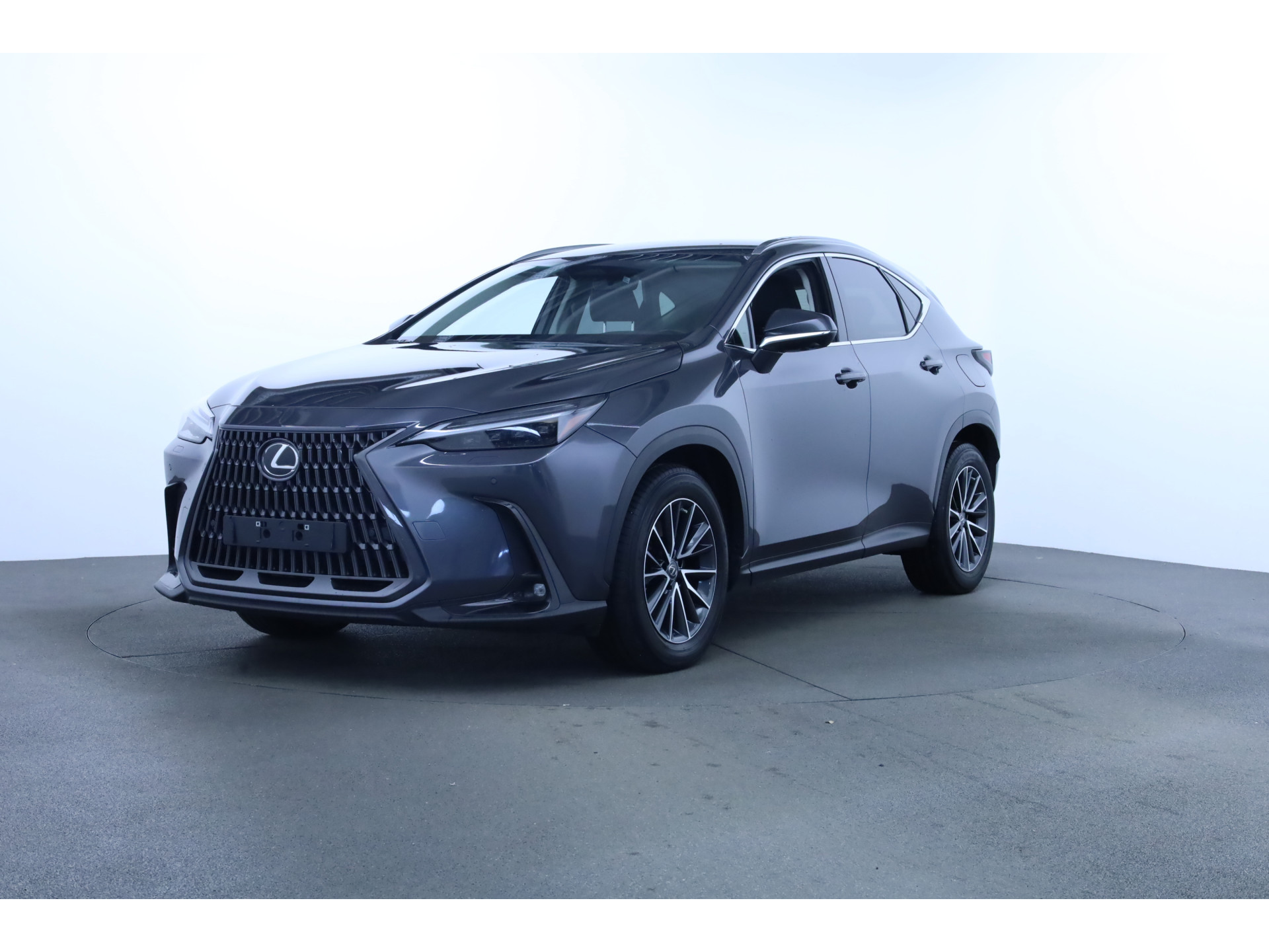 Lexus NX 450h+ AWD Executive Line Led Nav 360 Camera Stoelverwarming/koeling 54399085-0.jpg | Dealer Car Trade B.V.