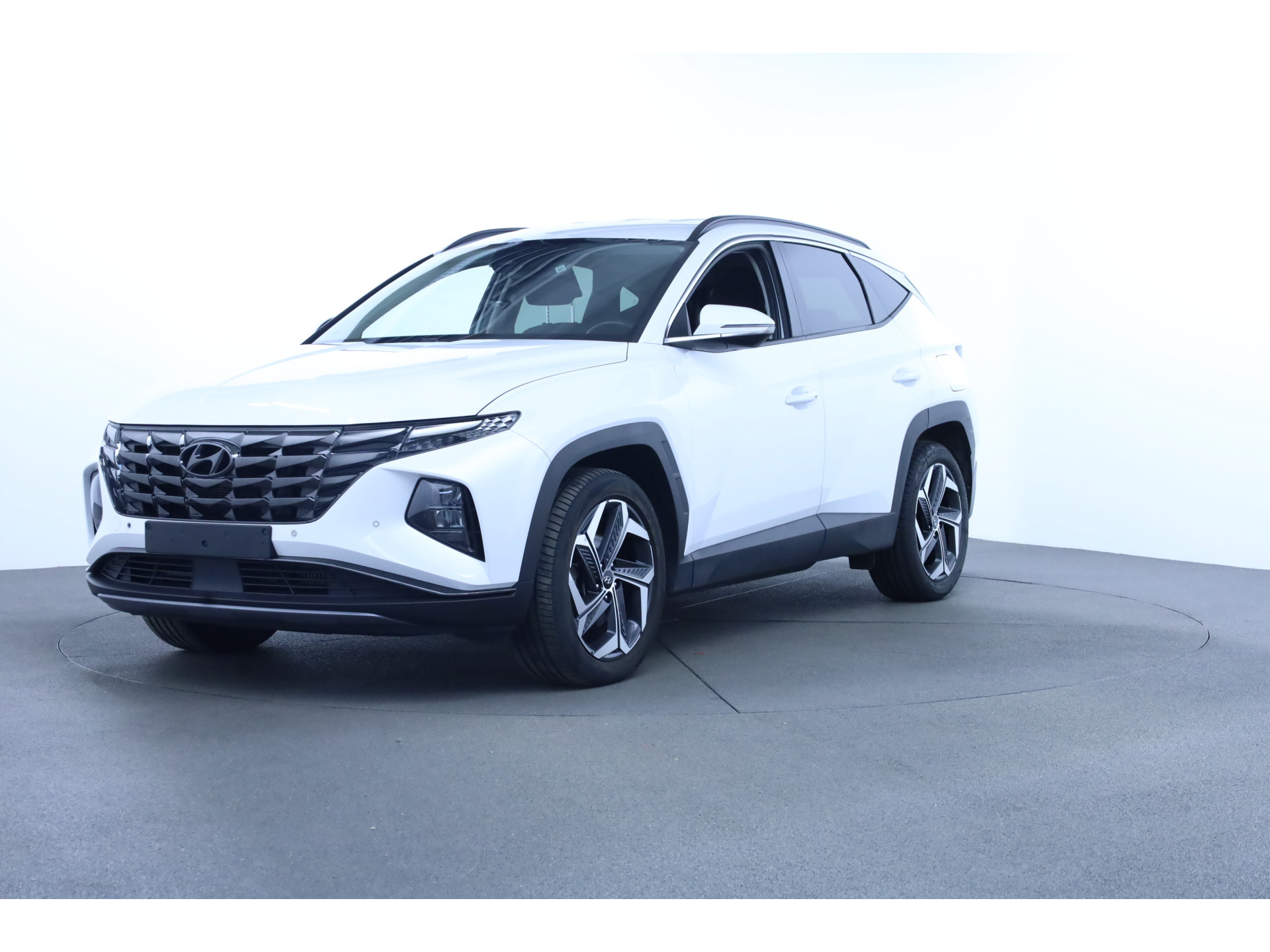 Hyundai Tucson 1.6 T-GDI PHEV Comfort Smart 4WD Led Nav AppConnect Camera ACC Stoelverwarming 54671423-0.jpg | Dealer Car Trade B.V.
